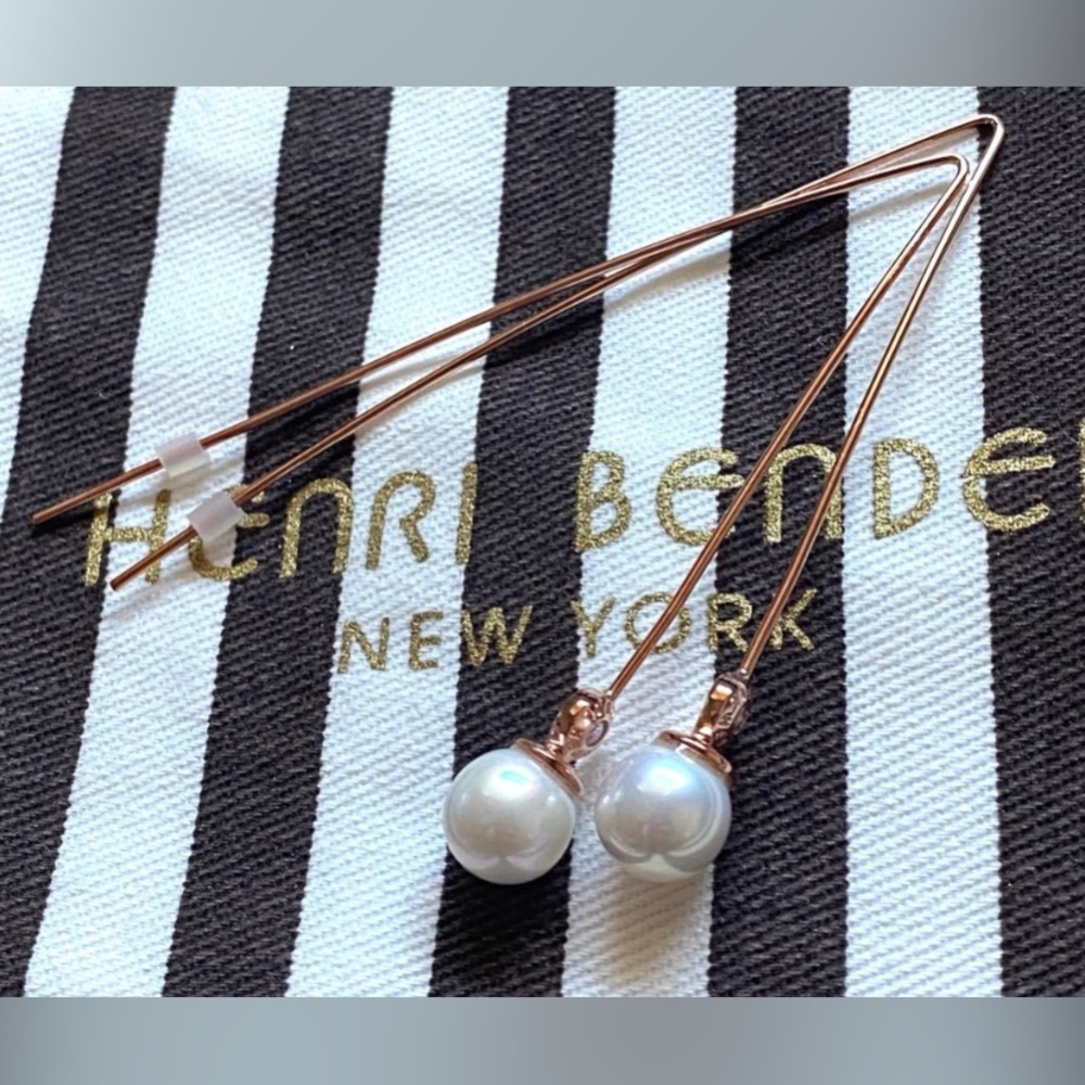 Henri Bendel Rose Gold Tone Imitation Pearl Linear Earrings NWOT mini dust bag - Picture 4 of 6